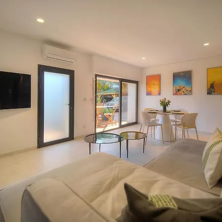 A2b241 T3 Rez-de-jardin Proche Plages Cannes